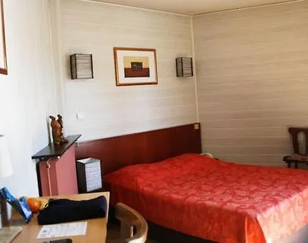 Hotel Hotel Restaurant De La Poste Mulhouse Ottmarsheim 3*