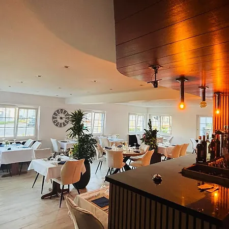 Restaurant De La Poste Mulhouse Ottmarsheim Hotel