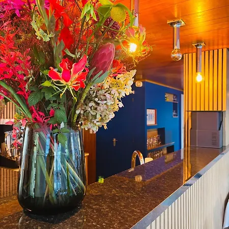 Hotel Restaurant De La Poste Mulhouse Ottmarsheim 3*